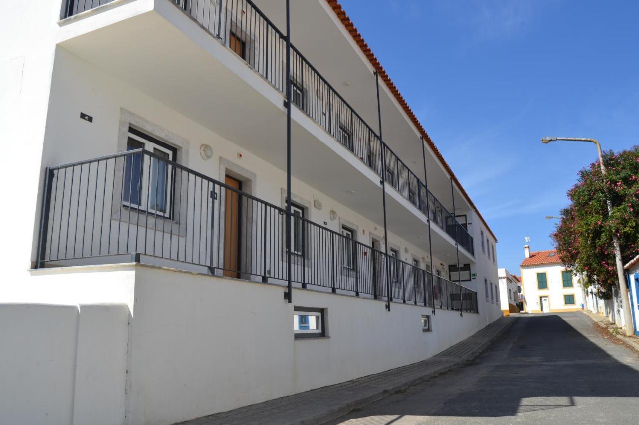 Cerca Da Vitoria 3 Milfontes Aparthotel Vila Nova de Milfontes Exterior foto